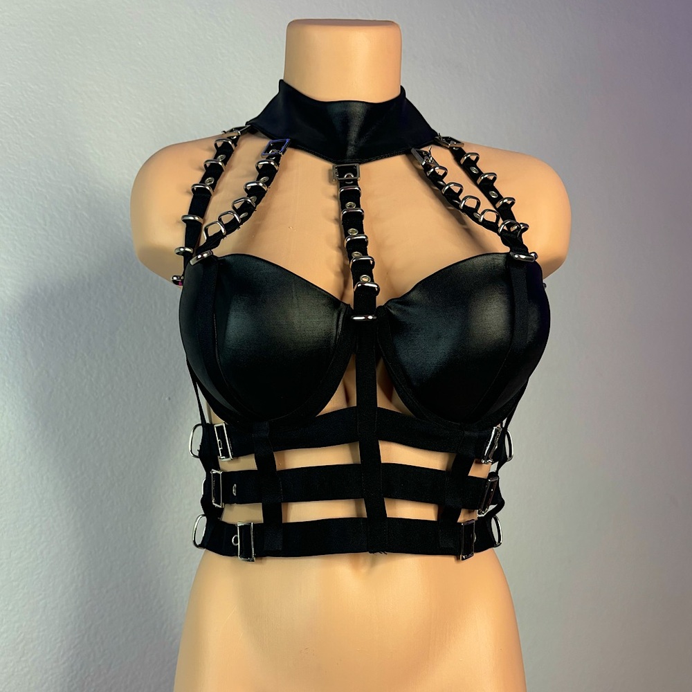 Black Strappy Crop Top